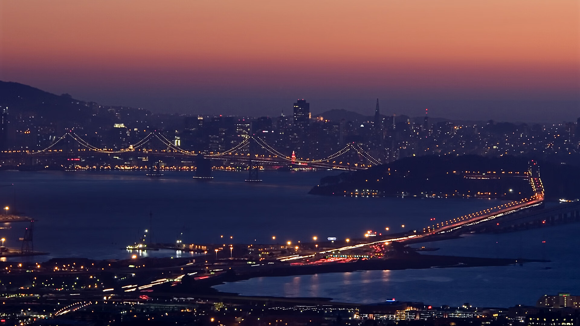 东方铁卫与逆转雄鹰,足球之夜的双重启示