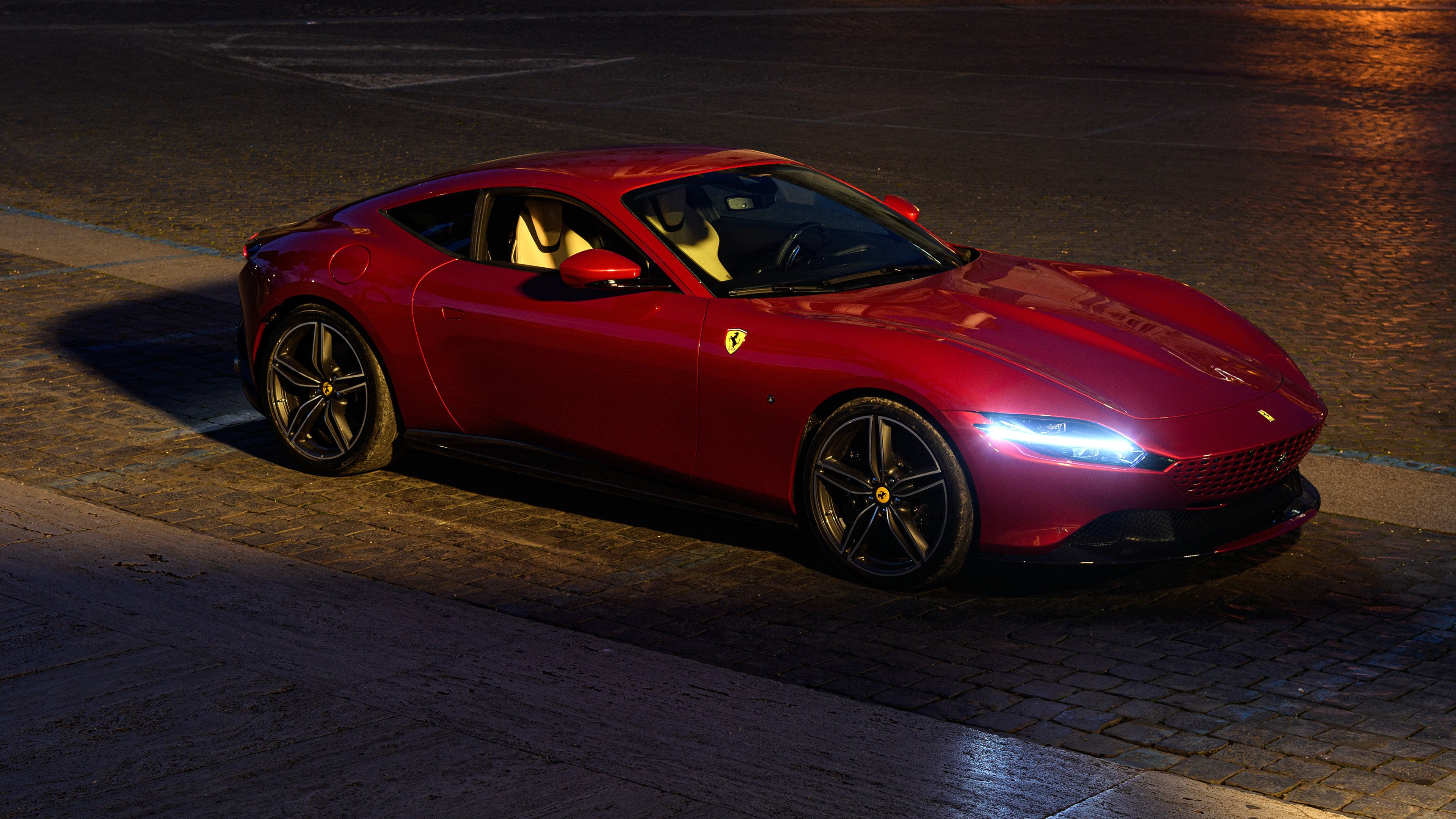 从奥斯梅恩到梅西，足球世界的双重变革