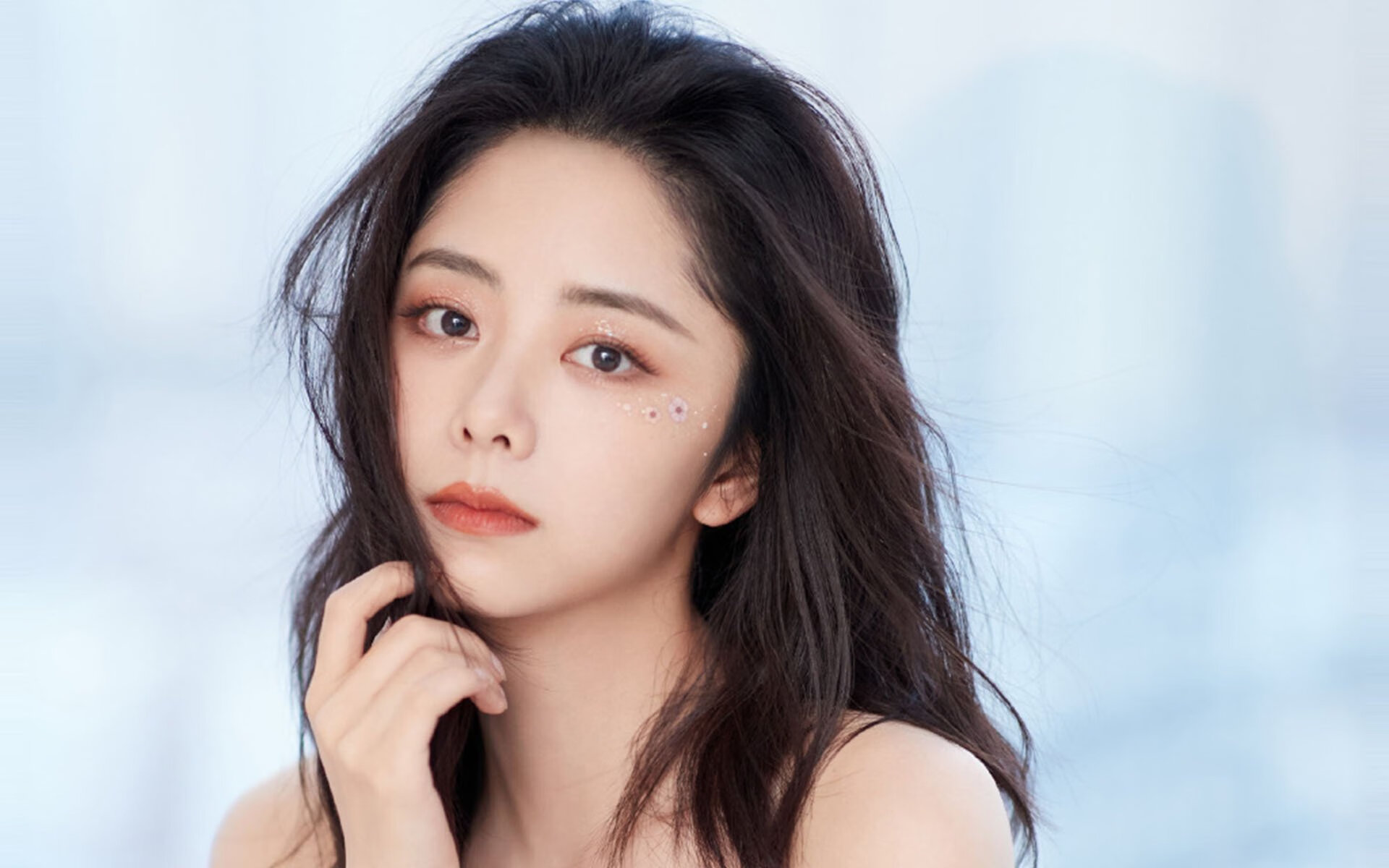 新王加冕的午夜,努涅斯与挪威,用一次默契绝杀撕裂了十几亿人的梦